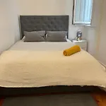 Garden Campo De Ourique - Guest house Lisbon