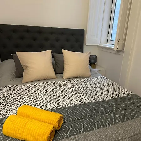 Quarto em Acomodações Particulares Garden Campo De Ourique - Lisboa
