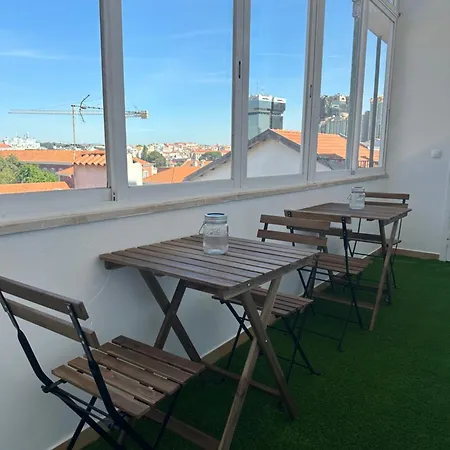 Homestay Garden Campo De Ourique - Lisbon