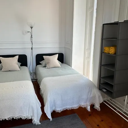 Homestay Garden Campo De Ourique - Lisbon