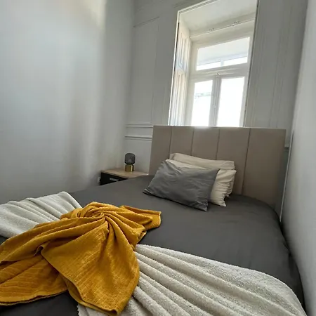 Homestay Garden Campo De Ourique -