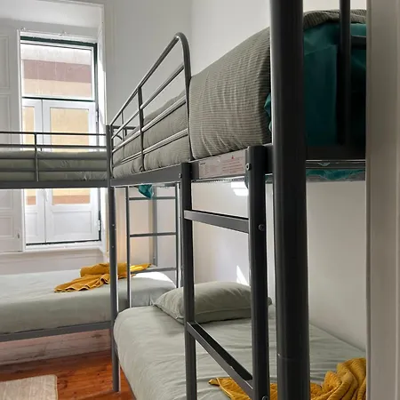 Homestay Garden Campo De Ourique - Lisbon